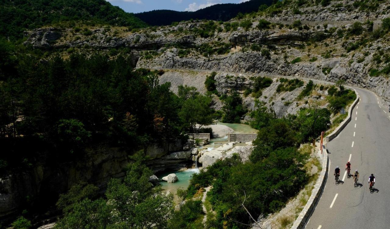 Serre Des Ormes - Cycling, Walking & Running Retreat Salerans Exterior foto